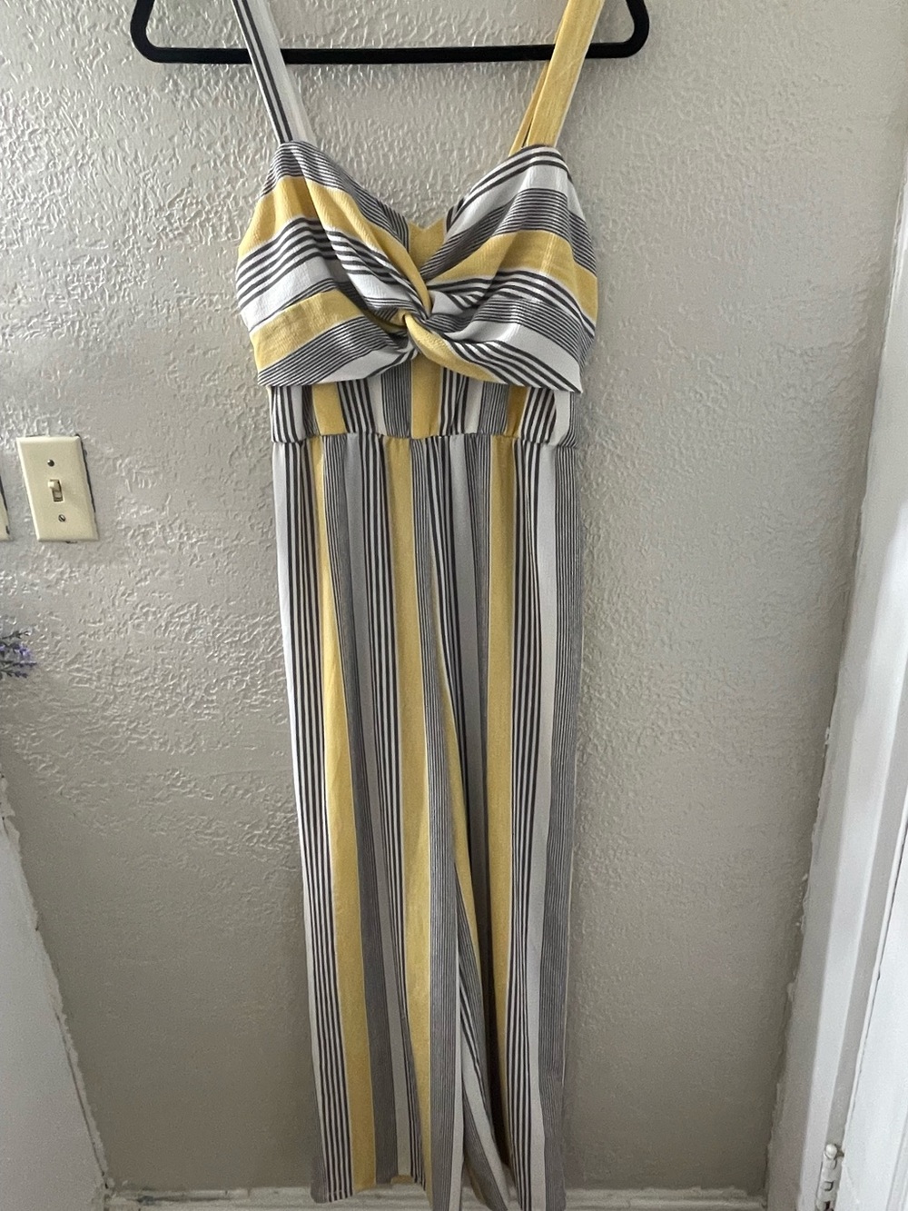 bailey blue Y2K Yellow & Gray Striped Twist-Front Jumpsuit Medium